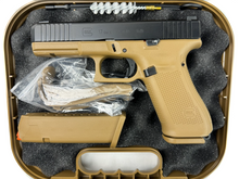 Laden Sie das Bild in den Galerie-Viewer, Fast neue Glock 17 FR Gen 5 Armée française Sondermodell