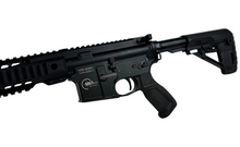 Laden Sie das Bild in den Galerie-Viewer, Husan Arms AR-15 14.5'' Kal. 223 Rem