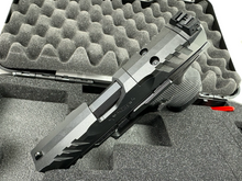 Laden Sie das Bild in den Galerie-Viewer, Neuwertige Walther PDP Compact 4'' Kal. 9mm Luger