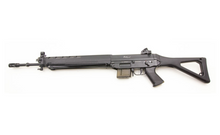 Laden Sie das Bild in den Galerie-Viewer, Sig PE 90/SG 550 PE Black Special Kal. 223 Rem