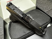 Laden Sie das Bild in den Galerie-Viewer, fast neue Springfield Hellcat Pro Comp OSP mit Kompensator Cut Kal. 9mm Luger