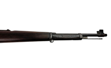 Laden Sie das Bild in den Galerie-Viewer, Mauser-Vergueiro 1904 DWM Kal. 8 x 57 IS