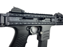Laden Sie das Bild in den Galerie-Viewer, Czech Weapons CSV-9 VOLL GRAVIERT Kal. 9mm Luger, Stahlgehäuse