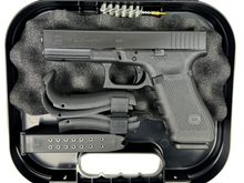 Laden Sie das Bild in den Galerie-Viewer, Glock 17 Gen. 4 Kal. 9mm Luger