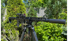 Laden Sie das Bild in den Galerie-Viewer, Odeon Tripod Stativ mit Kugelkopf